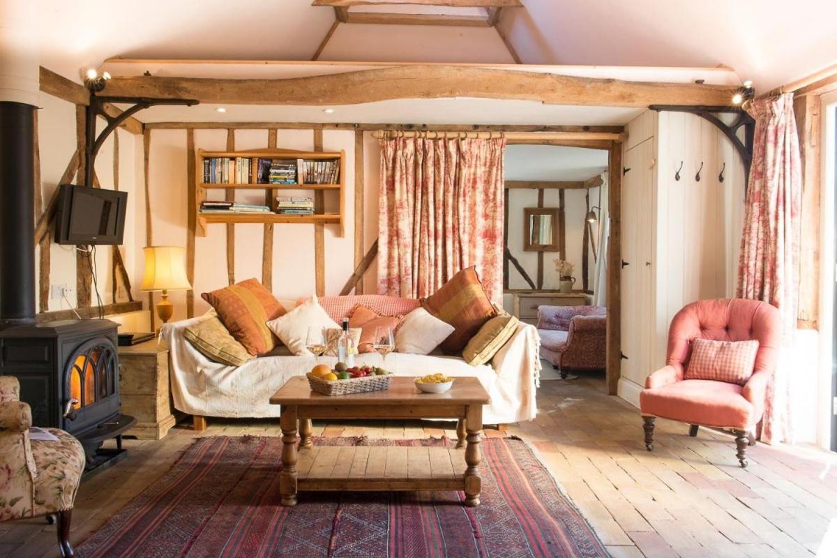 Bromans Barn A Beautiful Cottage By The Sea And Cudmore Nature Reserve 웨스트 머씨 외부 사진