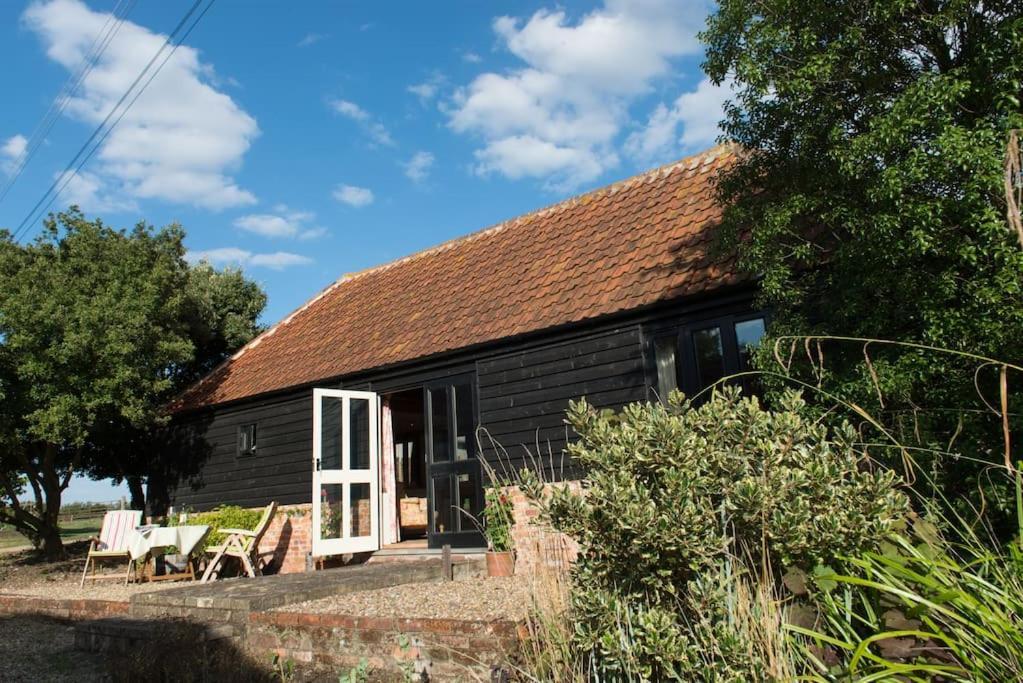 Bromans Barn A Beautiful Cottage By The Sea And Cudmore Nature Reserve 웨스트 머씨 외부 사진